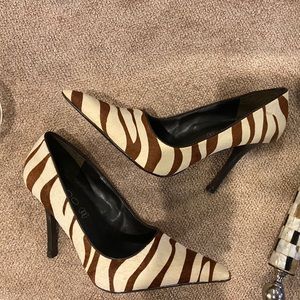 Preloved Aldo Animal print heels with box